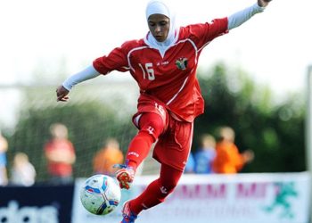 soccer player wearing religious headscarf
