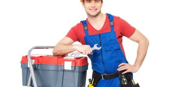 5 Significant Advantages of Hiring Handyman Services for Your Business