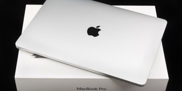 Apple-Macbook-Pro-13-Inches-in-Dubai-UAE