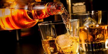 Top Benefits of Buying Liquor Online and Save Your Time