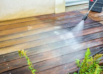 How To Pressure Clean Your Deck: Dos And Don'ts